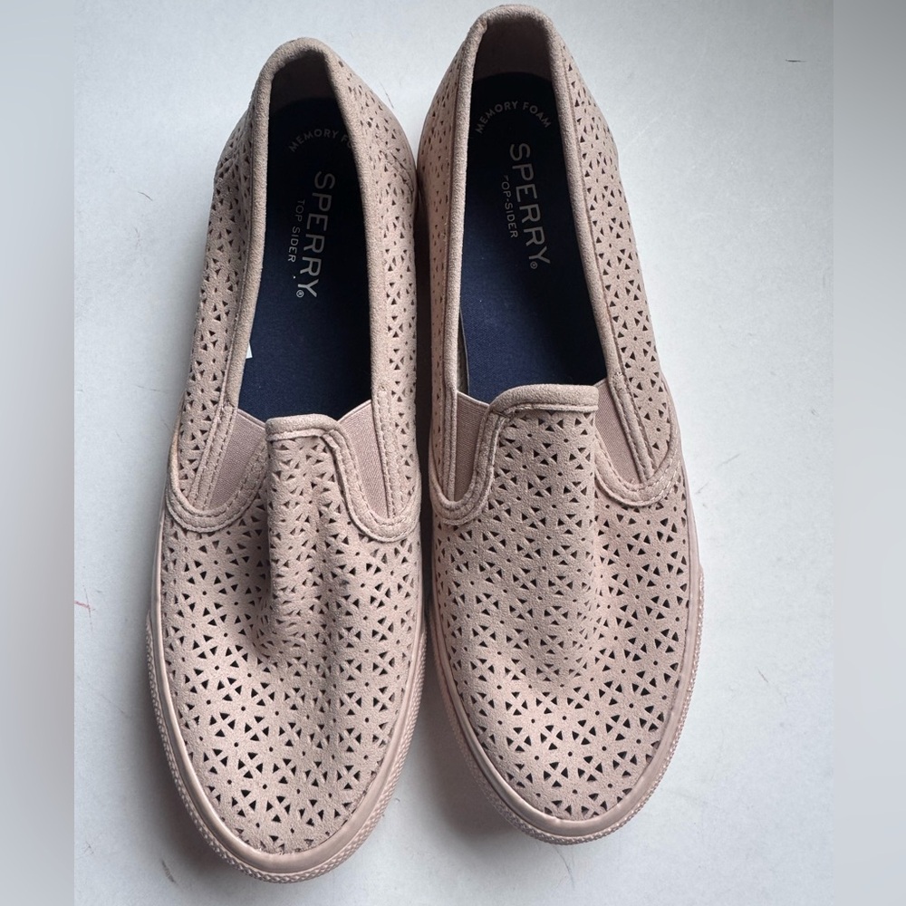 Sperry Flats size 7.5